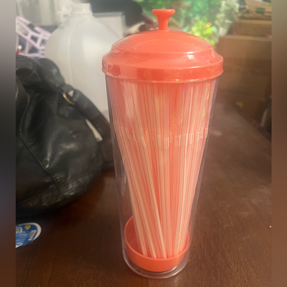 Pink straw holder with 80 straws